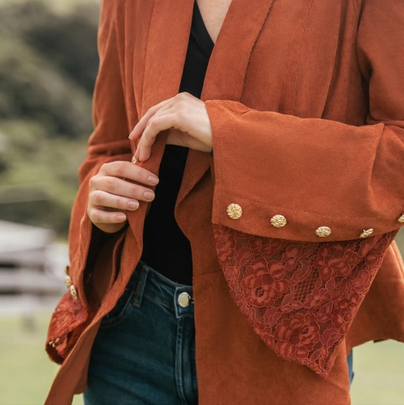 Cupshe Jacket - Picture 4 of 4